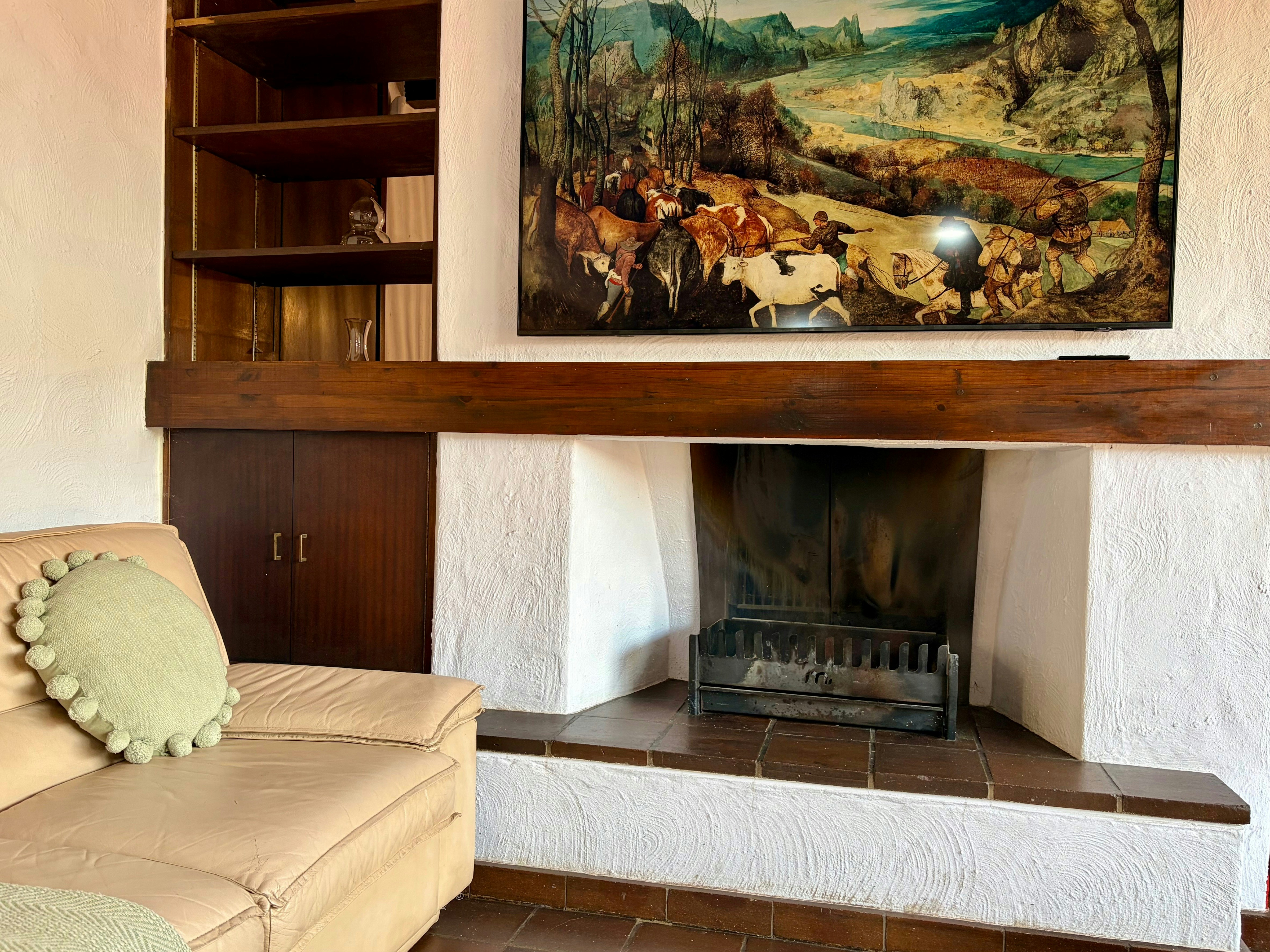 Dan's Den image no 32 of 44