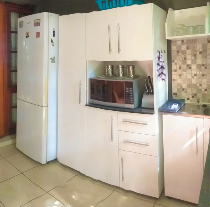 Gauteng Accommodation at Private Cottage | Viya