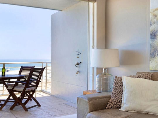 Bloubergstrand Accommodation at  | Viya