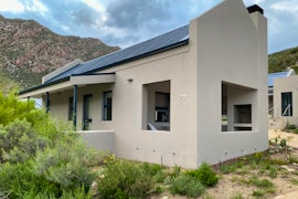 Cape Winelands Accommodation at Owl Cottage 1 | Viya