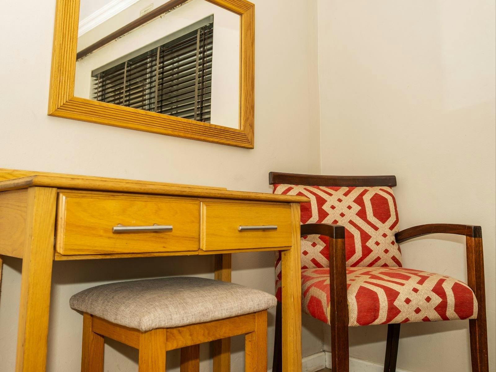 Lakeview Cabanas - Unit 8 image no 10 of 38