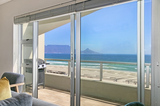 Bloubergstrand Accommodation at  | Viya