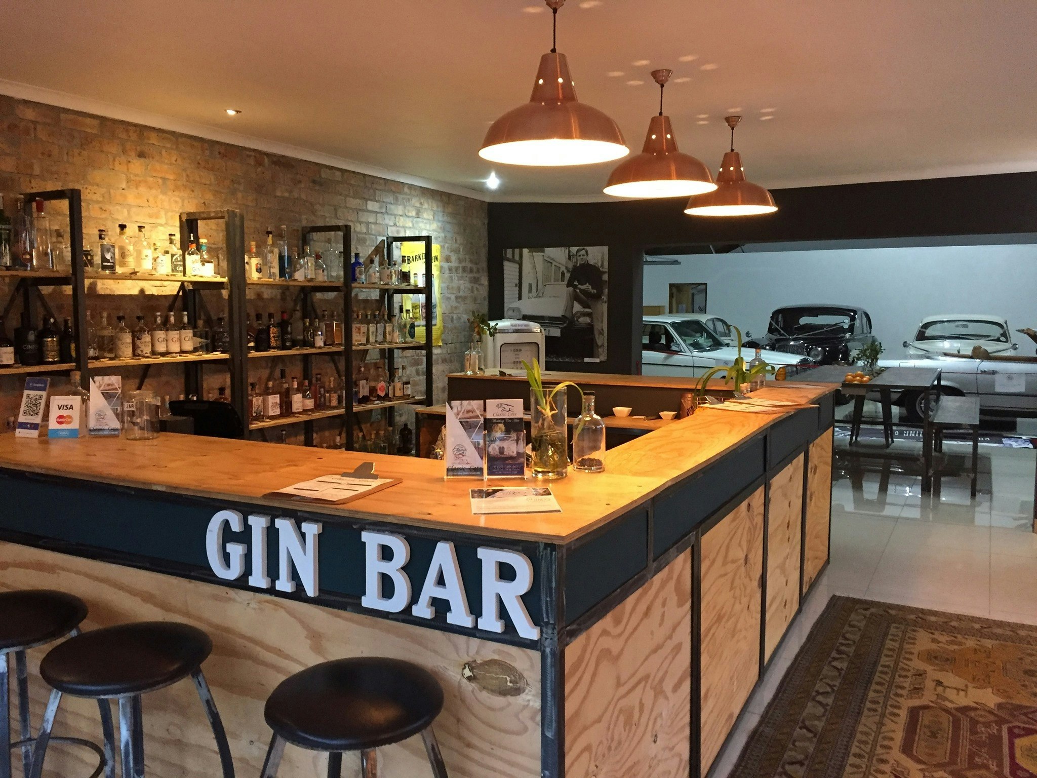 Classic Cats Craft Gin And Classic Cars