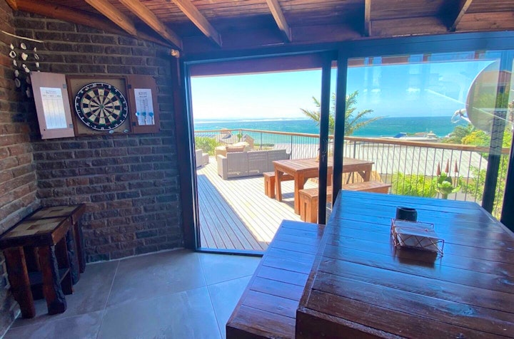 Eastern Cape Accommodation at Surf Point Holiday Home | Viya