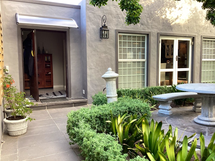 Cape Town Accommodation at Villa Lyrique | Viya