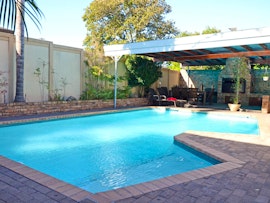 Northern Suburbs Accommodation at Old Oak Guest House | Viya