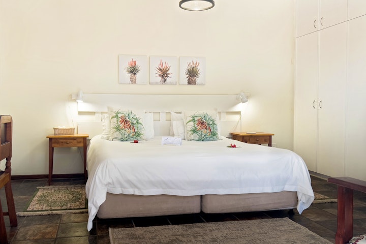 Overberg Accommodation at Aan de Oever Guest House | Viya