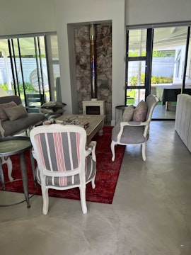 Hermanus Accommodation at Miown Holiday Home | Viya