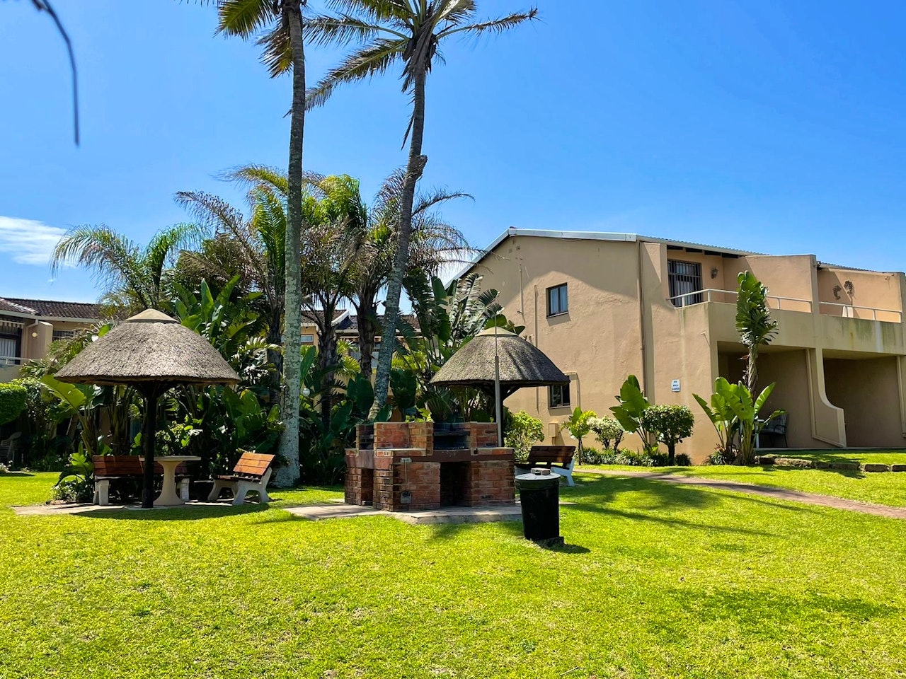 Amanzimtoti Accommodation at  | Viya