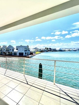 Jeffreys Bay Accommodation at Kingston Place | Viya