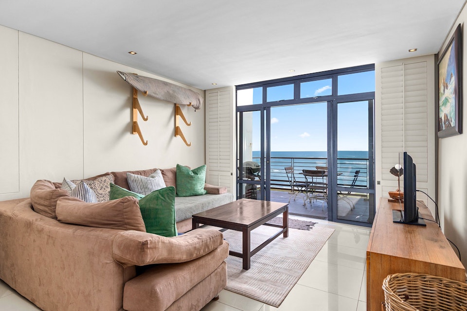 Bloubergstrand Accommodation at  | Viya