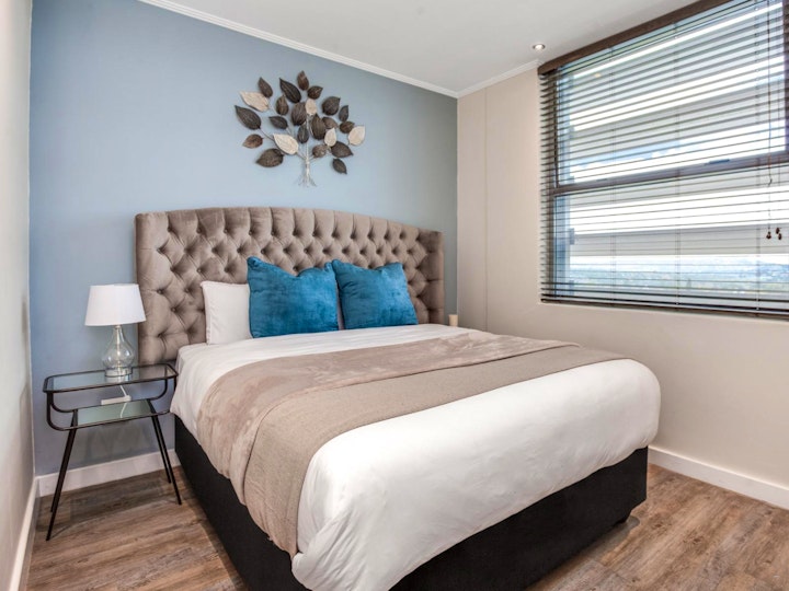 Johannesburg Accommodation at Urban Oasis Apartments @ The Apex 2 Bedroom Apartment Luxury | Viya