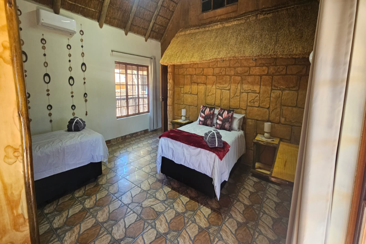 Wild Thorn Bush Lodge image no 4 of 22