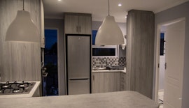 Northern Suburbs Accommodation at Holly Close Loft | Viya