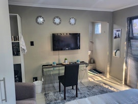 Bloubergstrand Accommodation at Willow Retreat | Viya