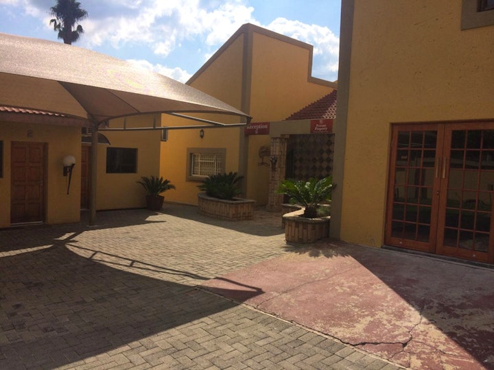 Rustenburg Town Accommodation at Safari Gardens Guesthouse | Viya