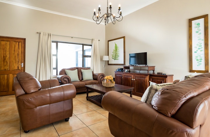 Sarah Baartman District Accommodation at Punch Bowl | Viya