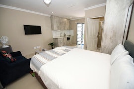 Northern Suburbs Accommodation at Elemed Guesthouse | Viya