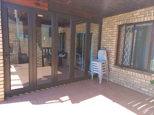 Jeffreys Bay Accommodation at  | Viya