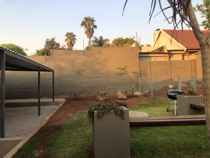 Randburg Accommodation at Leopard Tree Cottage | Viya