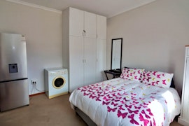 Still Bay Accommodation at 8 Op Blombos | Viya