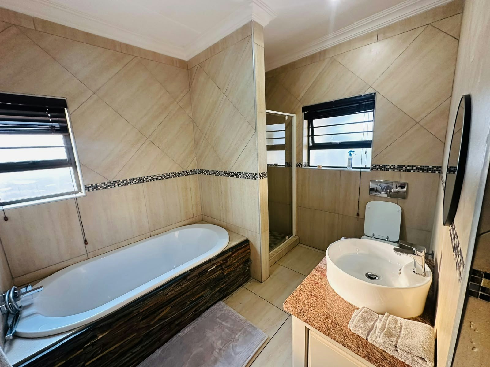 Tuscany Ridge Family House image no 9 of 18