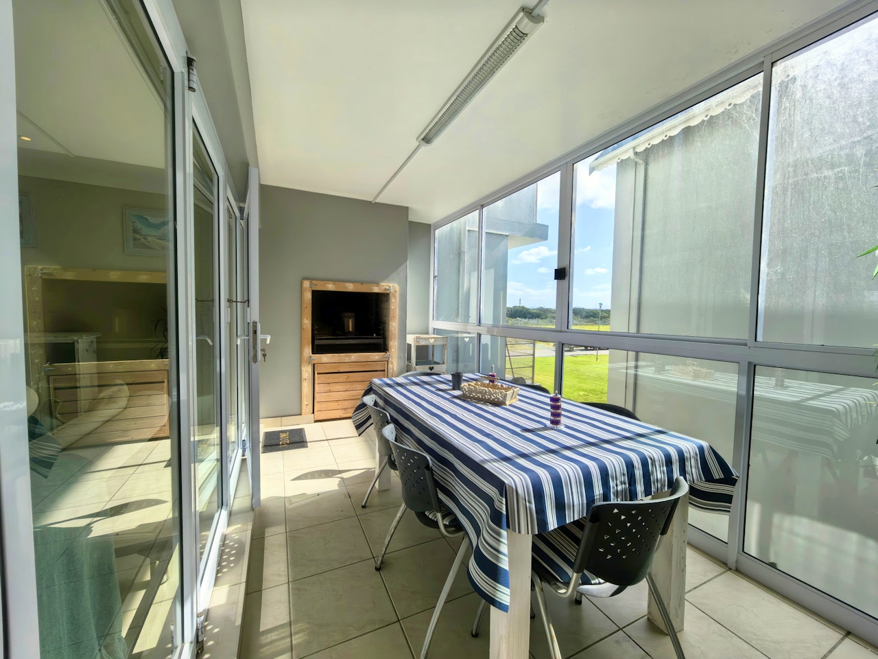 Jeffreys Bay Accommodation at  | Viya