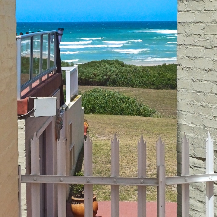 Jeffreys Bay Accommodation at @ The beach | Viya