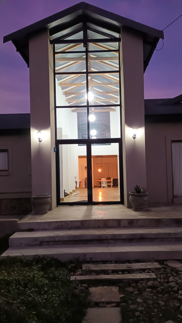 Free State Accommodation at de Minimalist House | Viya