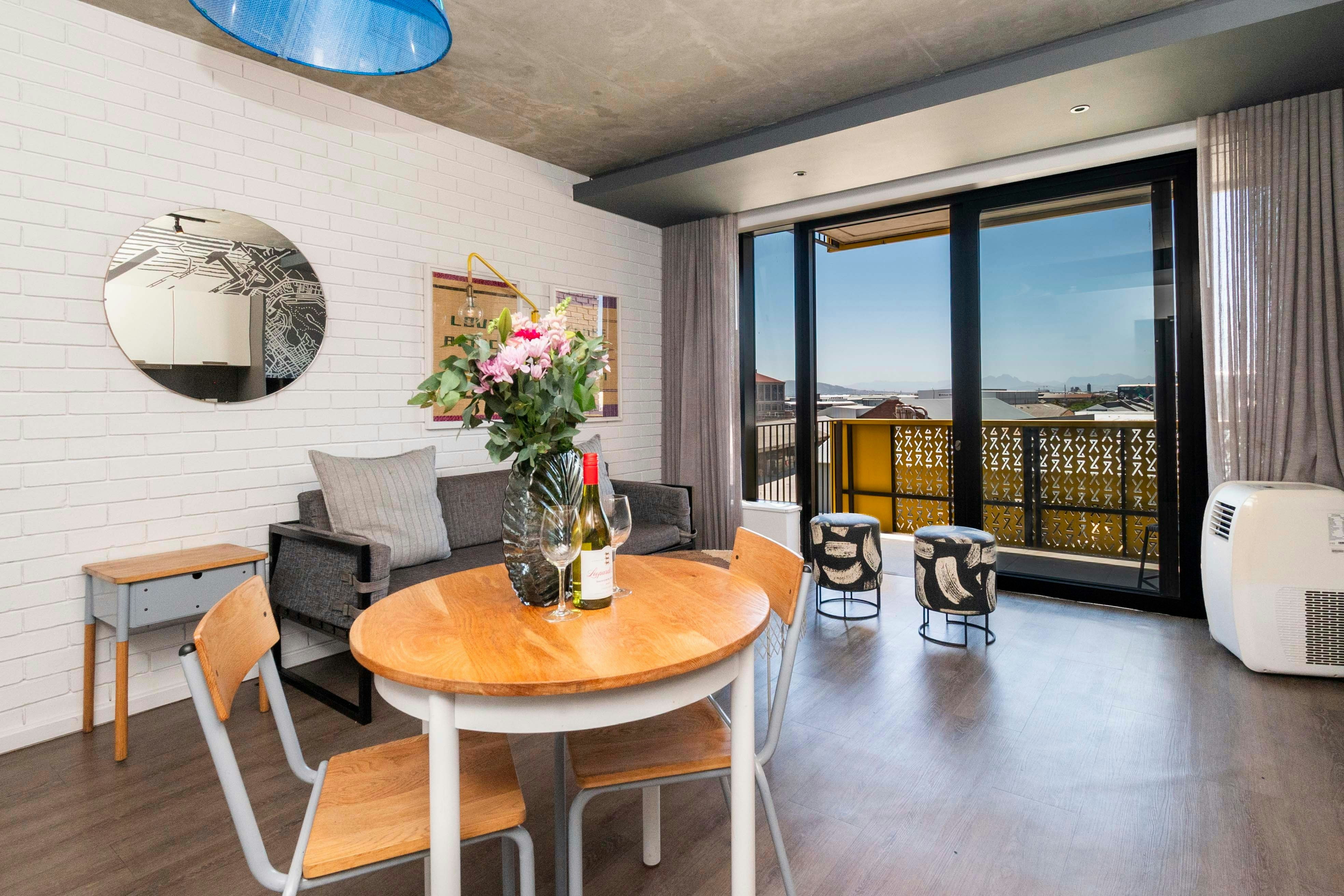 WEX 1 City Living | Modern 2-Bedroom image no 1 of 18