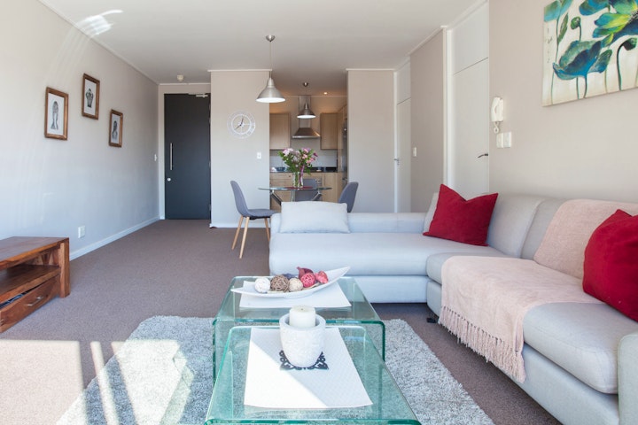 Cape Town Accommodation at Manhattan Towers 507 | Viya