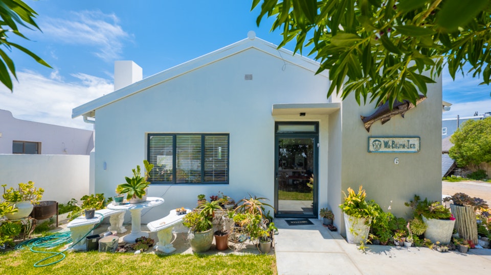 Struisbaai Accommodation at  | Viya