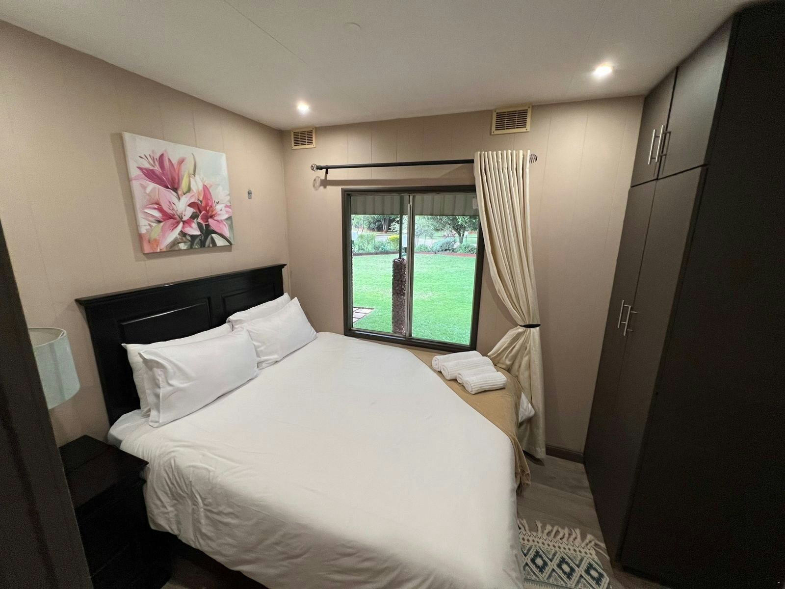 Eastclaire Guest House image no 4 of 17