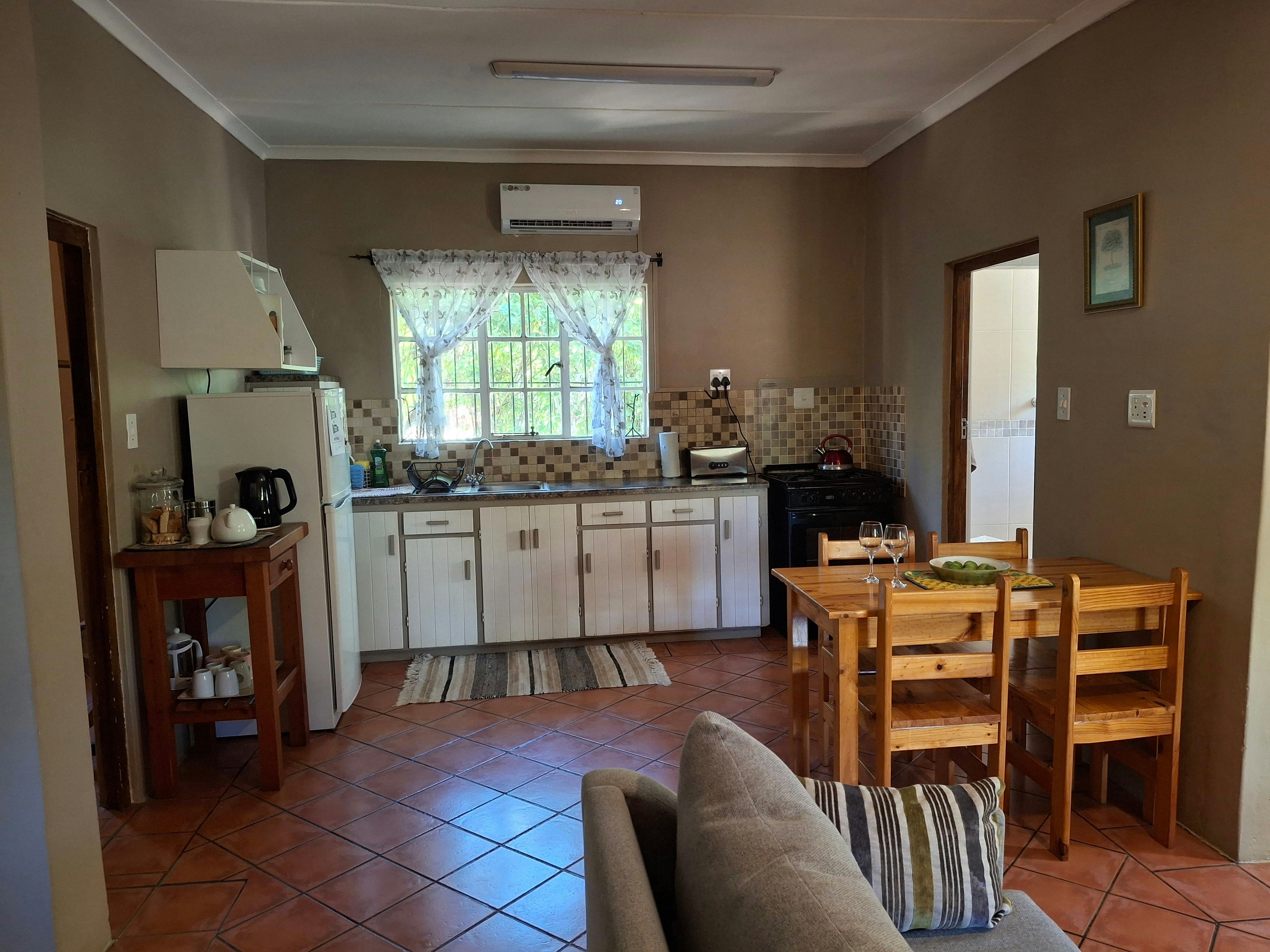 Cottage on Long image no 13 of 23