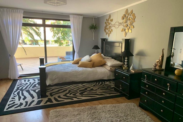 Cape Town Accommodation at Majorca Dream | Viya