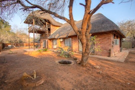 Kruger National Park South Accommodation at Henne's Rest | Viya