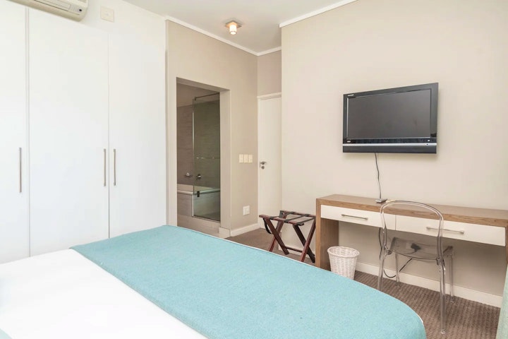 Cape Town Accommodation at 401 Harbour Bridge | Viya