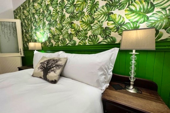 Twelve First Avenue Holiday Home