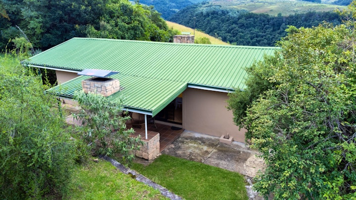 Champagne Castle Accommodation at Drakensberg Creek Cottage & Drakensberg Vultures View | Viya