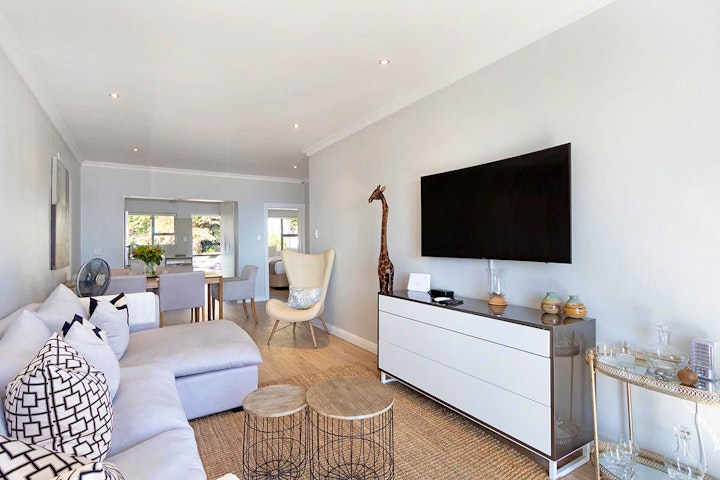 Cape Town Accommodation at 17 Oceana | Viya