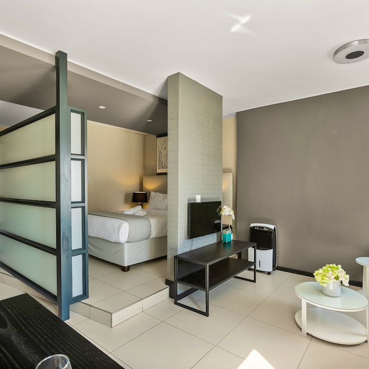 Johannesburg Accommodation at Easy Stay - The Vantage 604 | Viya
