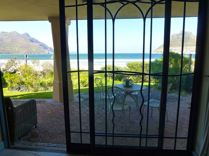 Cape Town Accommodation at 8 The Village | Viya