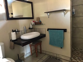 West Rand Accommodation at Ziggy’s River Cottage | Viya