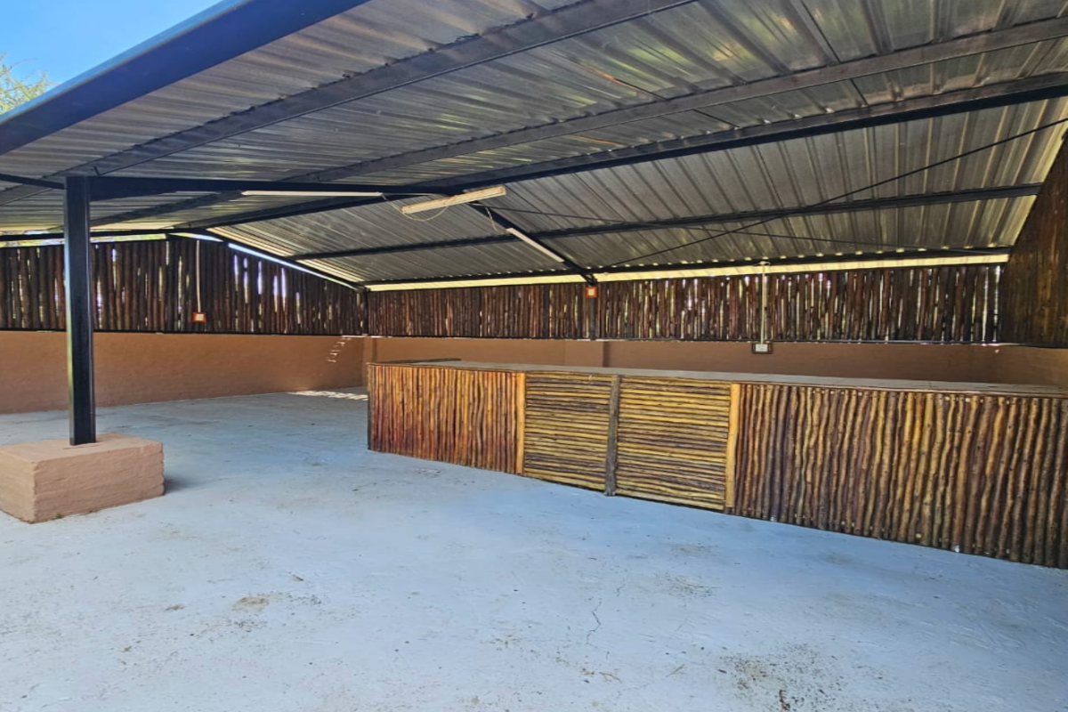 Wild Thorn Bush Lodge image no 18 of 22