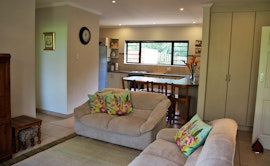 Sarah Baartman District Accommodation at Bromley Cottage | Viya