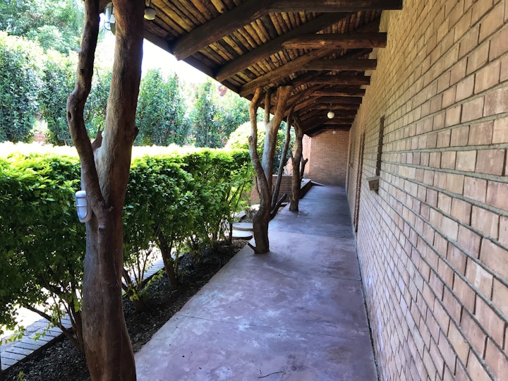 Limpopo Accommodation at The Red Oak Guesthouse | Viya