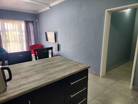 Northern Suburbs Accommodation at 25 On Kalossie | Viya