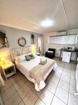 Karoo Accommodation at  | Viya