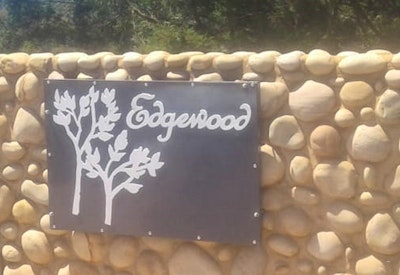  at Edgewood | TravelGround