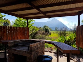 Garden Route Accommodation at Mountain Breeze Log Cabins | Viya